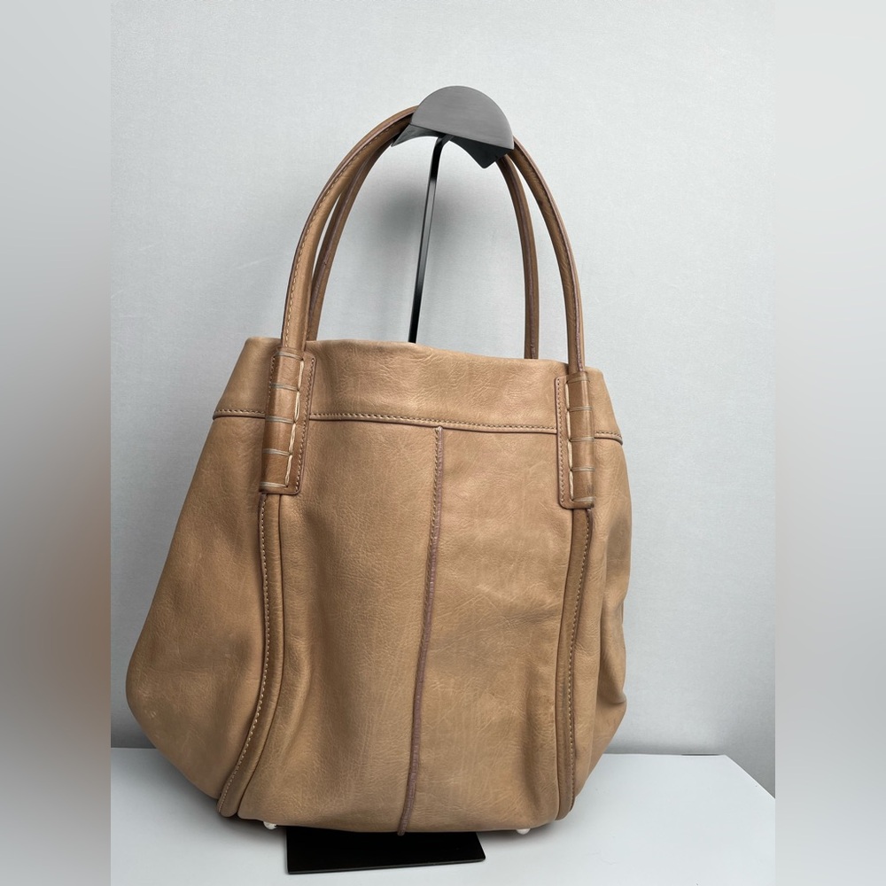 Tod's Leather Top Handle Shoulder Bag Beige - Picture 2 of 4